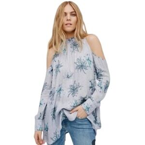 Free People Kaleidoscope Dream Cold Shoulder Tunic in Lavender. Size M.